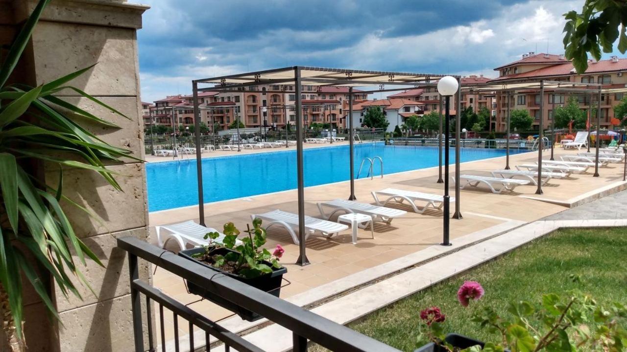 Charming Studio In Sorrento Sole Mare Sveti Vlas Exterior photo