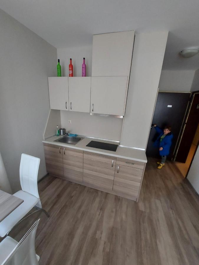 Charming Studio In Sorrento Sole Mare Sveti Vlas Exterior photo
