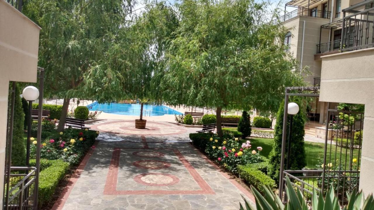 Charming Studio In Sorrento Sole Mare Sveti Vlas Exterior photo